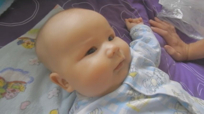 Tiešām neticami! 3 mēnešus jauns mazulis runā +VIDEO