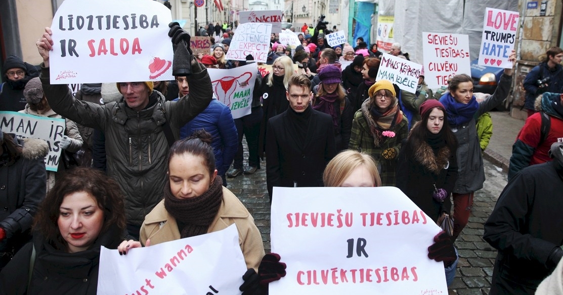 8. martā aicina piedalīties Sieviešu solidaritātes gājienā pie Saeimas