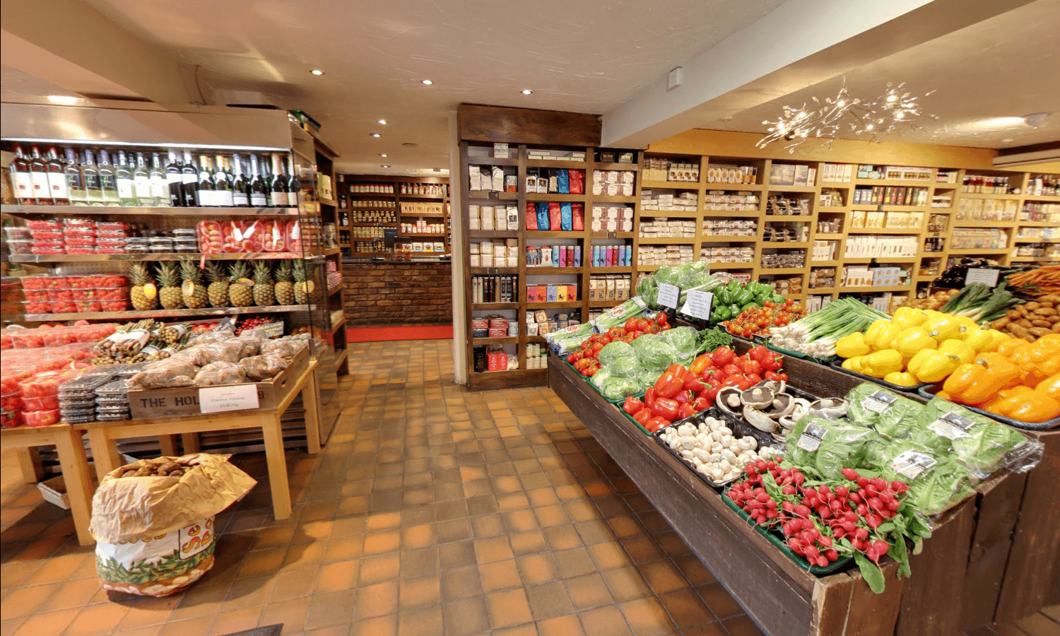 Vai tiešām Igaunijas veikalos pārtikas produktus ar saīsinātu derīguma termiņu atdod par velti? Vīrietis dalās ar attēlu, kas izbrīna pircējus