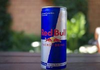 Nāve bundžiņā! Vai vēlies zināt, no kā īstenībā tiek ražots enerģijas dzēriens Red Bull? Vienkārši pretīgi
