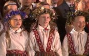 Kļuvis zināms, cik maksās dārgākās biļetes Dziesmu un deju svētkos Kļuvis zināms, cik maksās dārgākās biļetes Dziesmu un deju svētkos