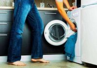 Kā mazgāt džinsus, lai tie nezaudētu krāsu: 3 vienkārši noteikumi